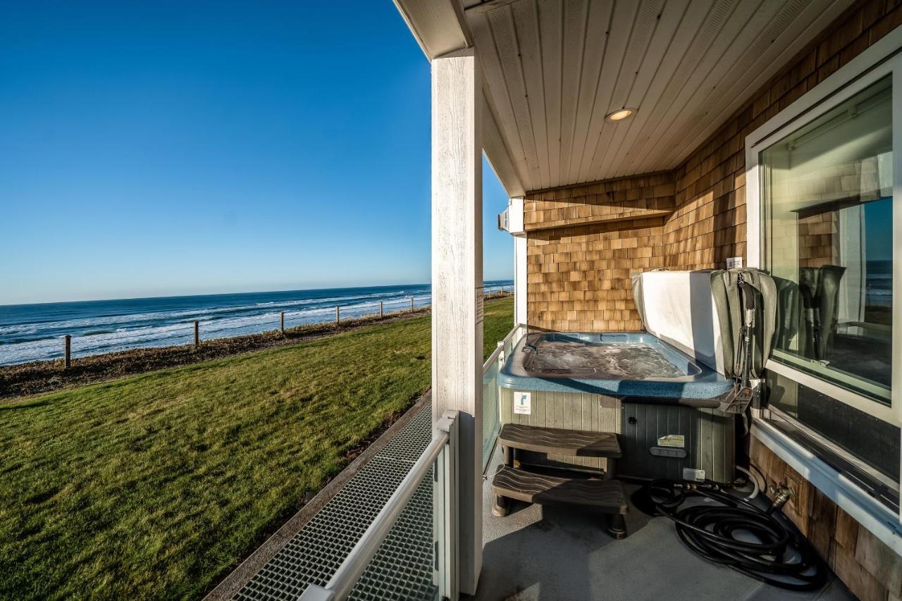 Appartement Oceanfront Contemporary à Lincoln City Extérieur photo